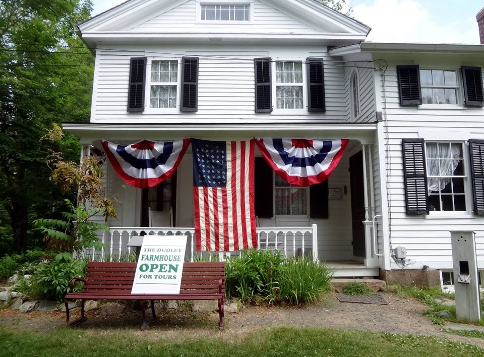 The Dudley Farm Museum Art